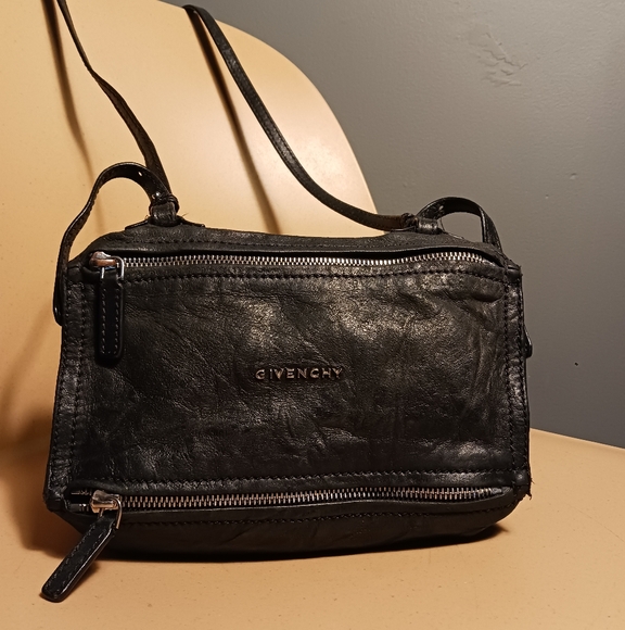 Givenchy Pandora Black Leather Crossbody Bag - Picture 1 of 16